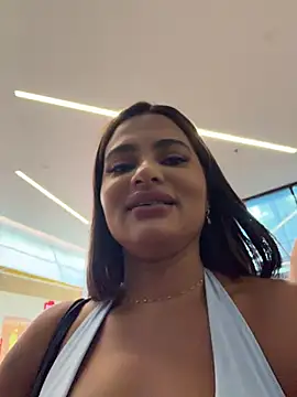 Irina_Velvett webcam