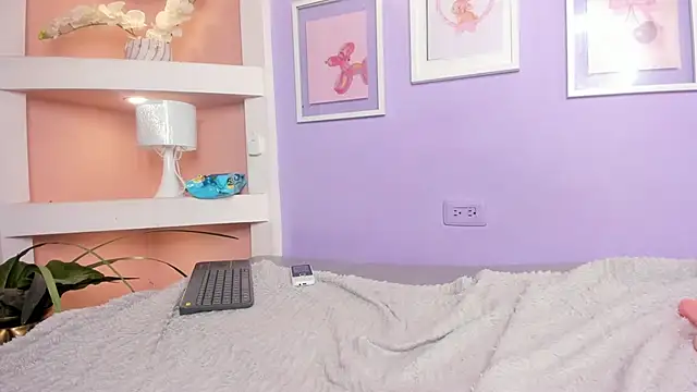 MoniSaenz webcam