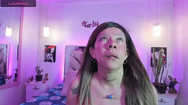 Karly_moon webcam