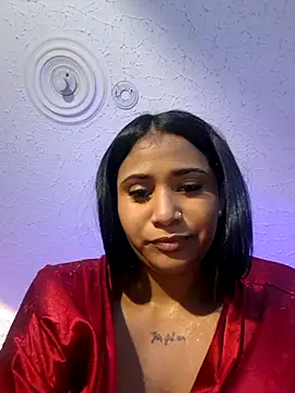 la_indiia (F young) - Play boobs and messy blow job saliva