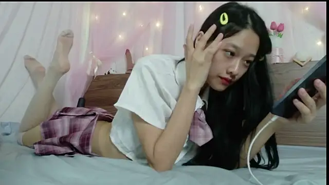shy_pink_doll webcam