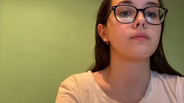 shylilyshyyy webcam