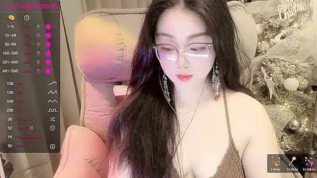 Monica-666888- webcam