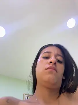 mayaevansmg webcam