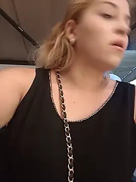 AndreeeaxXx webcam