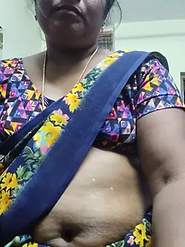 yamini1431 live cam