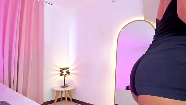 Aleja_arango1 live sex cam