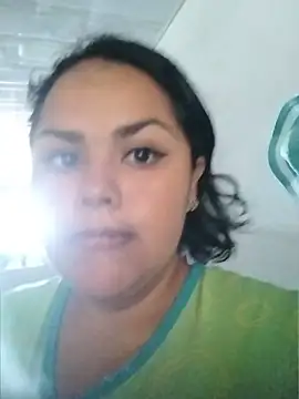 MiaBloom0 webcam