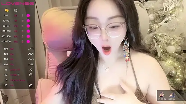 Monica-666888- webcam