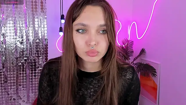 ChloeSunny webcam