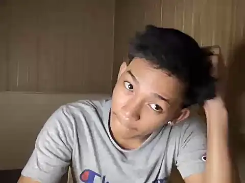 YourcumBoy77 webcam