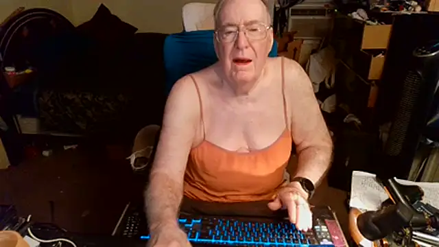 Toastir live cam on StripChat