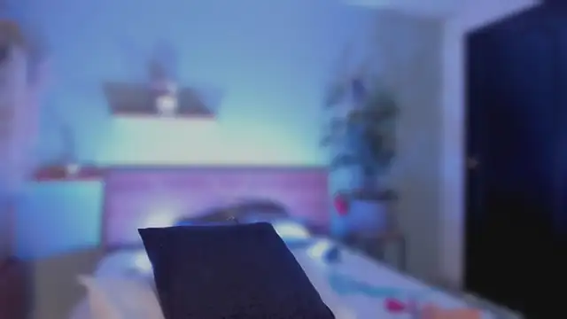 YariRose webcam