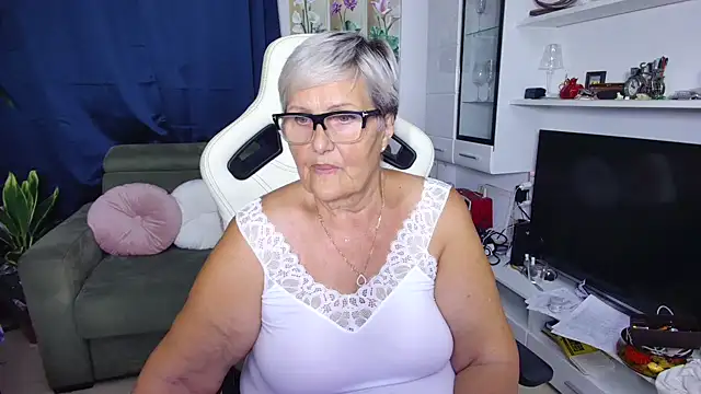 Selenna57 live webcam show