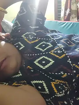 yamini1431 live webcam show