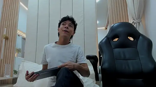 adams_bobby webcam