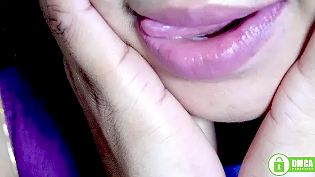 sexyhoney27 live webcam show