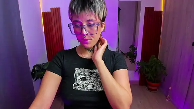 Rebeka-baker webcam