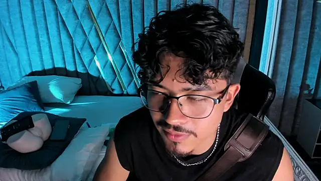 NicolaiKarav webcam