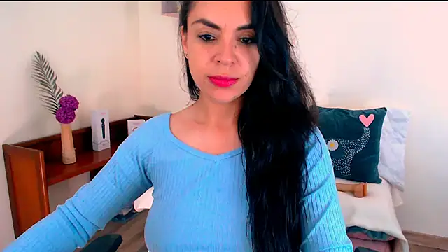 LATINGODDESS_X webcam