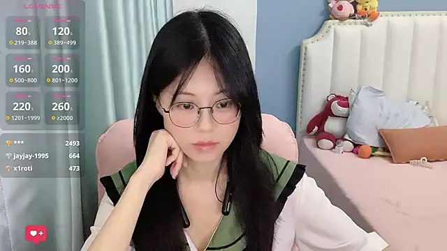 luna-666 (F young) - 高抬腿隔着内裤摸私密处