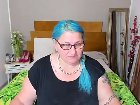 Sugarmommy_69X webcam