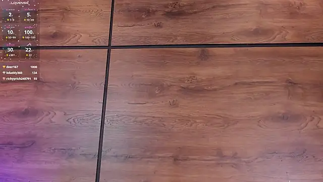 Leamonroe__ webcam