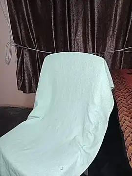 Oh_011 live cam on StripChat