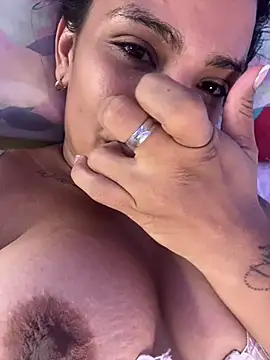 ArielleMillerr- webcam