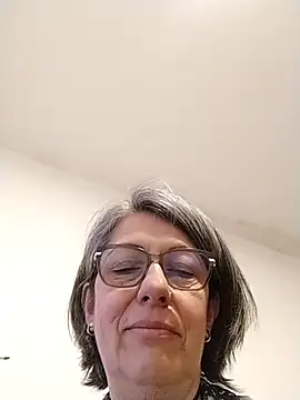 nocturnewhisper webcam