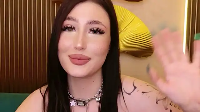 EmmaLawrens webcam
