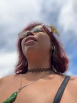moan4mona live cam