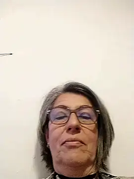 nocturnewhisper webcam