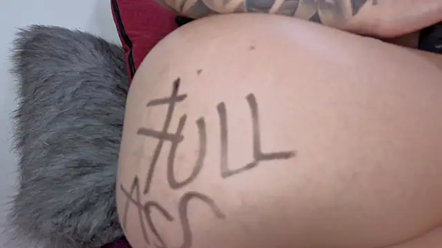 Julieta-Messy_ webcam