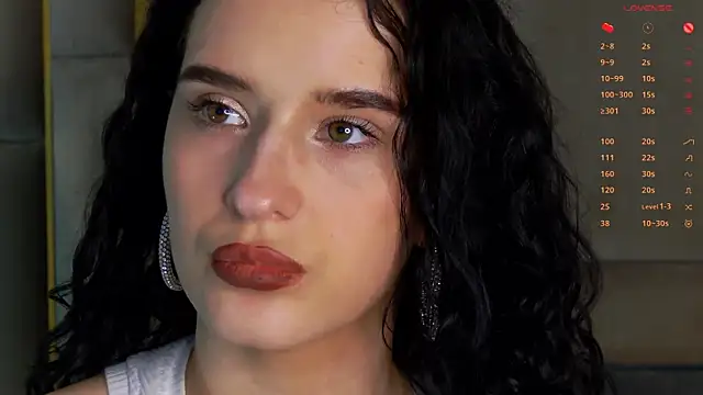 betty_baretty webcam