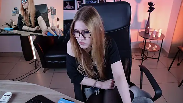 lanafitch - Lanafitch's free webcam - UK Sex Cams