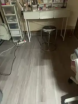 Mina048 webcam