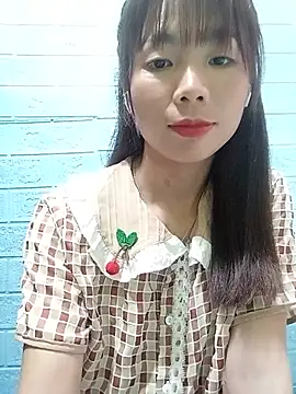 AmyLinee01 live cam on StripChat
