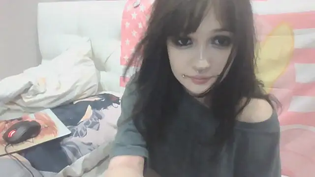 AliceMilati live webcam show