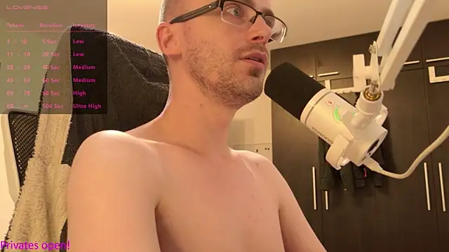 Moonsire1 live cam on StripChat