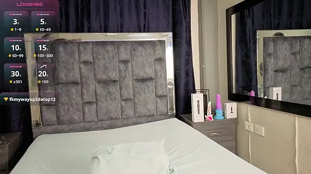 LeoMonnroe webcam