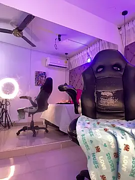 Auri__ webcam
