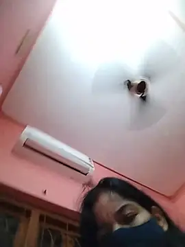 Rashilii_Bhabi live sex cam