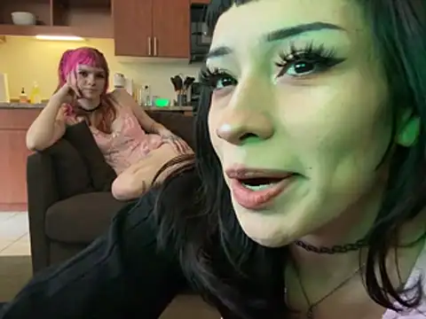 Gothbabbi live cam on StripChat