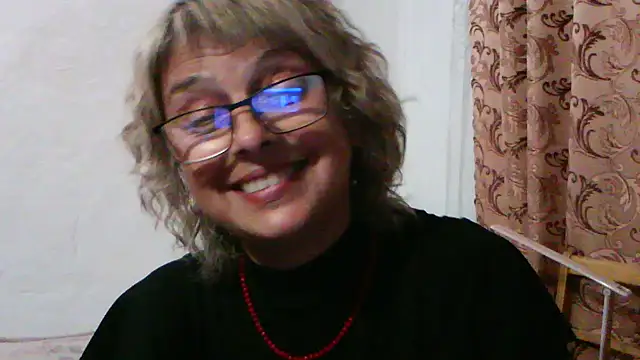 ElizabethGorden live cam on StripChat
