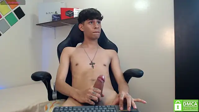 draxblade09 (M twink) - leave me in my underwear