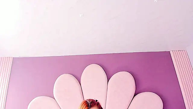 LolaGray__ webcam