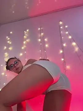 Aylin_Fox webcam