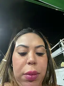 lariic live cam