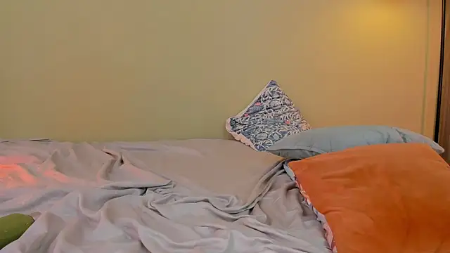 Fluffygarden webcam